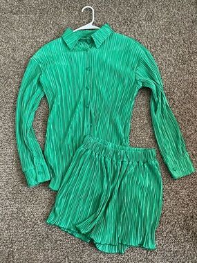 Green button down matching set